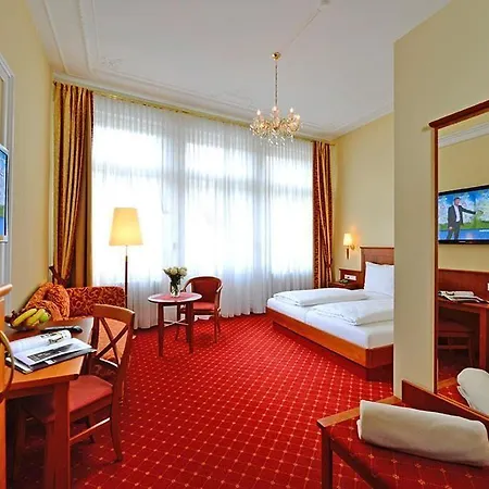 Hotel Schweizer Hof 3*