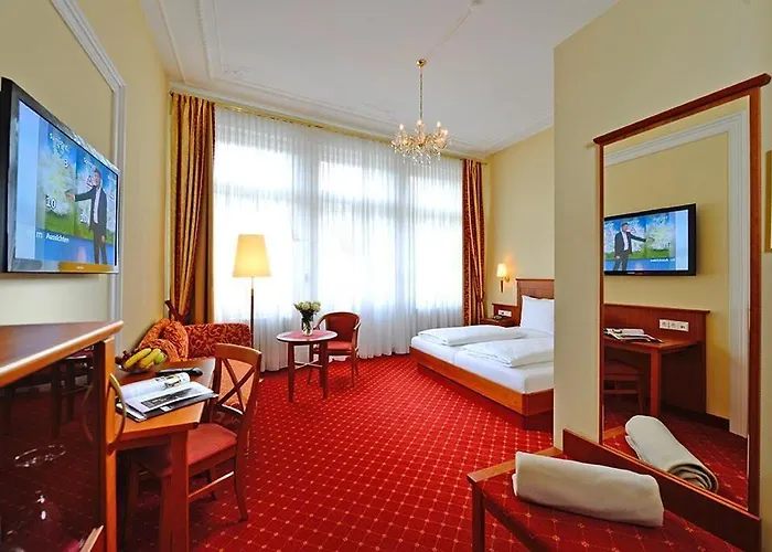 Hotel Schweizer Hof 3*