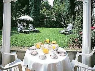 Hotel Schweizer Hof 3*